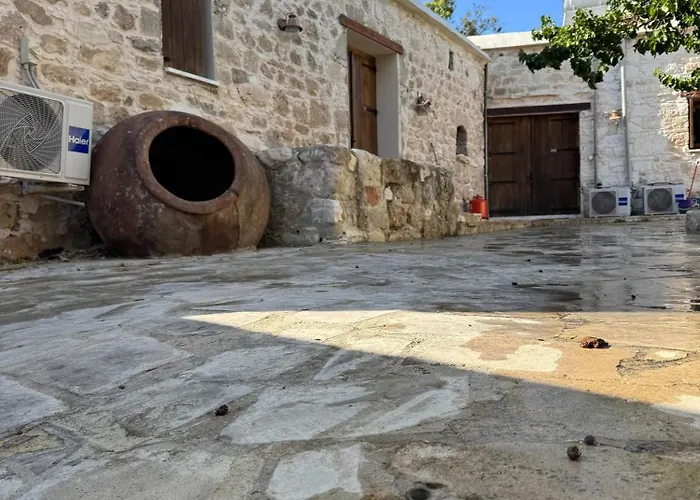 Cozy With Fireplace Apartmán Marathounta